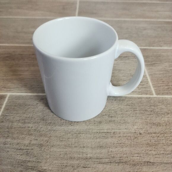 Jurrasic Park Graphic Mug "Dinosaurs Eat Man, Woman Inherits the Earth" - Picture 2 of 4